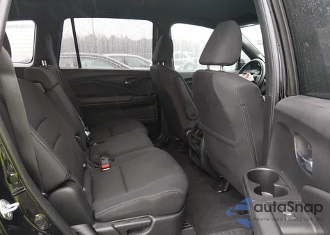 2021 Honda Passport Awd Sport from USA, damaged, VIN 5FNYF8H28MB018601